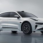 Ένα σπορ ηλεκτρικό liftback με 924 άλογα και 0-100 σε 2,8''!