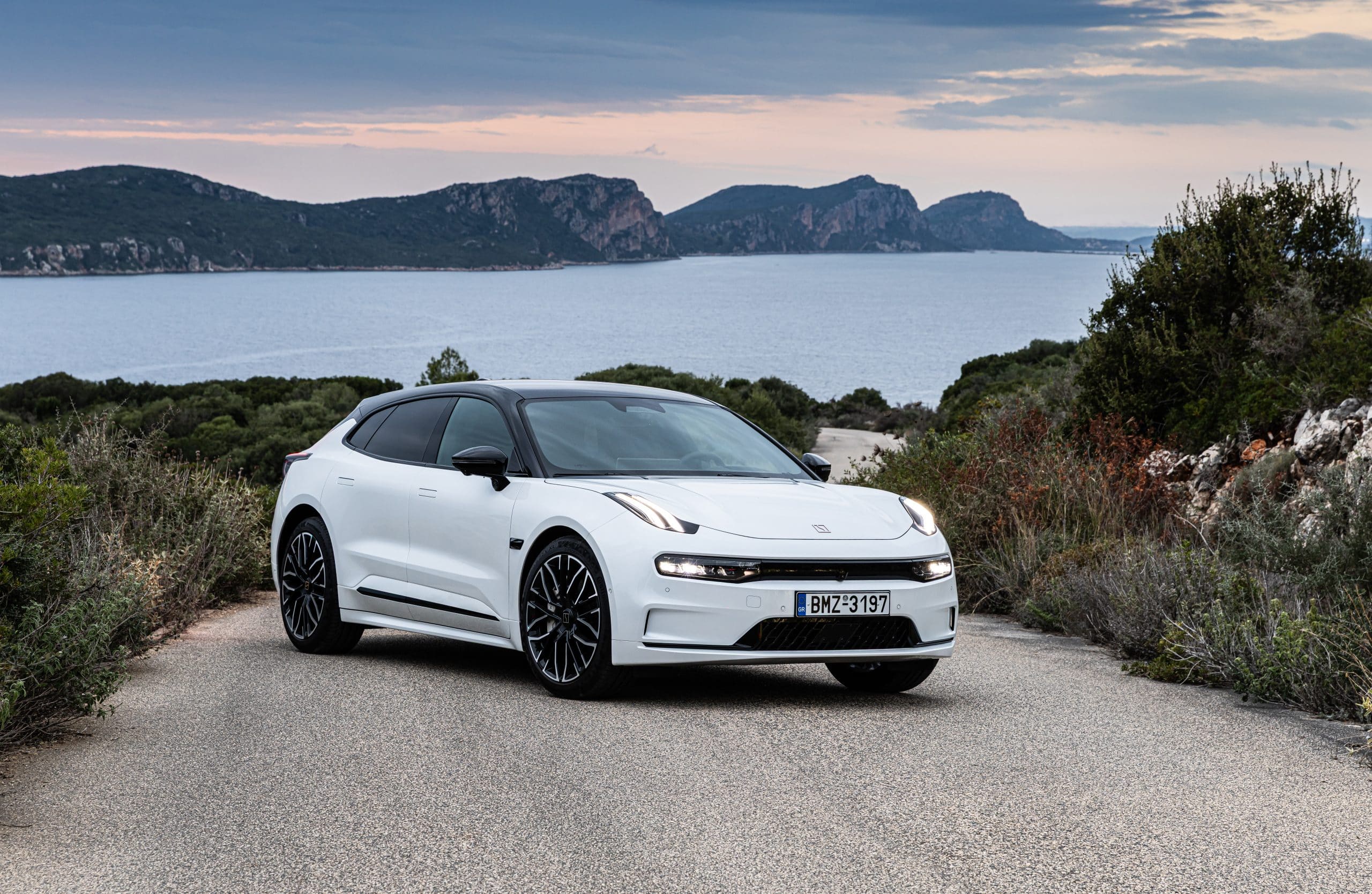 Zeekr: Η νέα εποχή της ηλεκτροκίνησης ήρθε στην Ελλάδα [Τιμές]