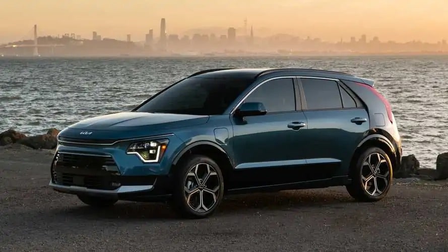 Τα καλύτερα PHEV - SUV - του 2025