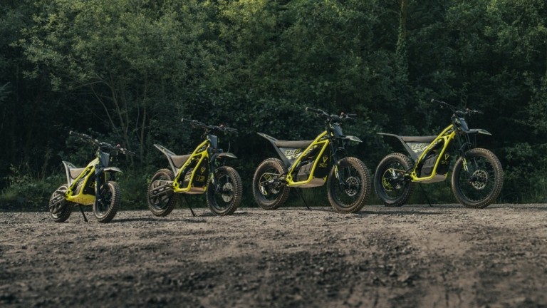 Off-Road Triumph για εκκολαπτόμενους… Ρίκι Καρμικέλ (+video)