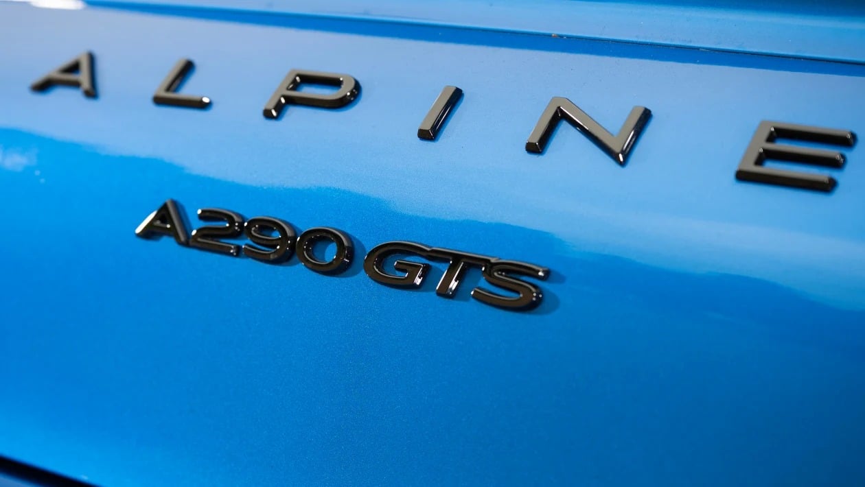 Alpine A290 - French Kiss!