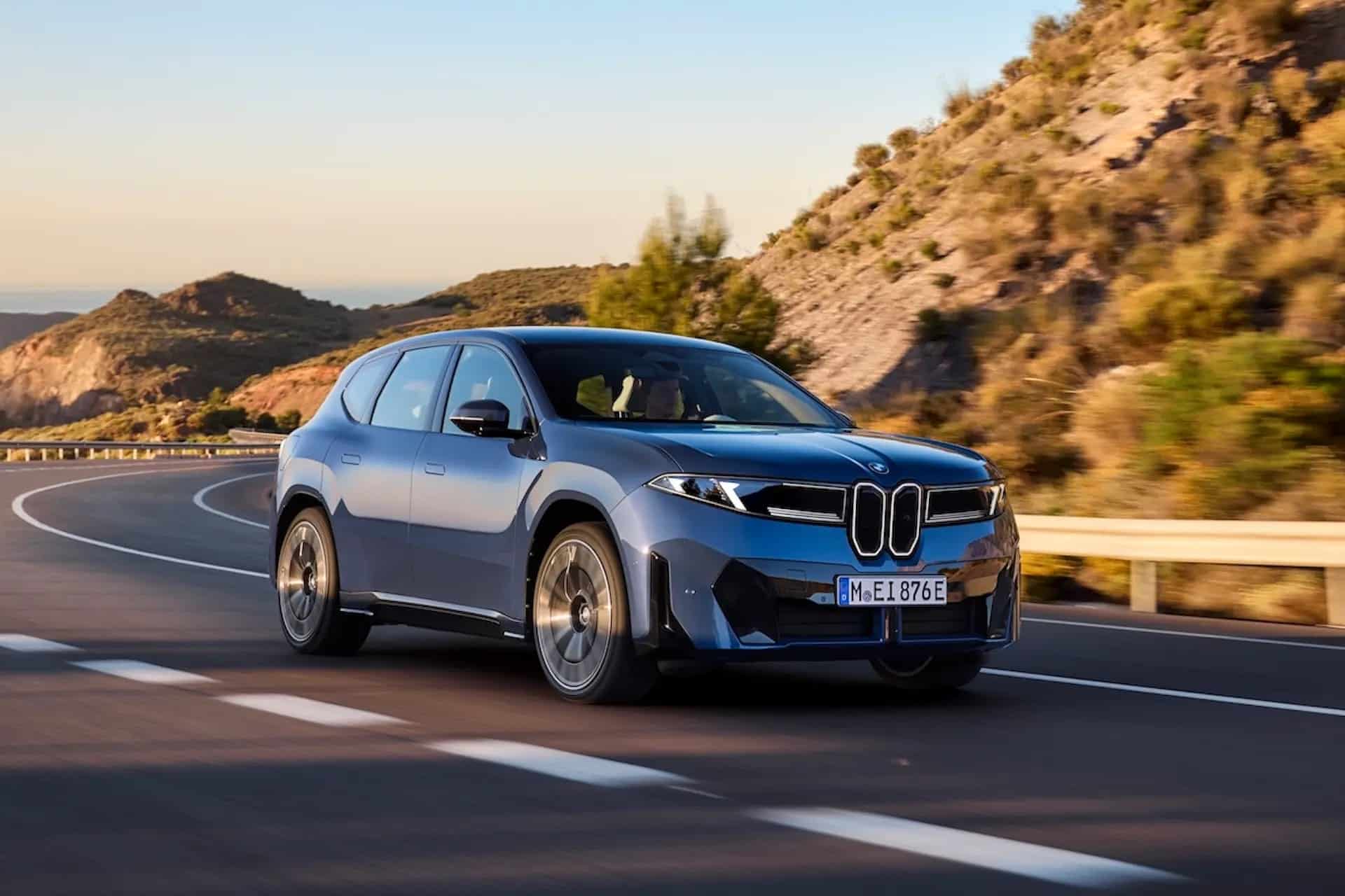 Ισχυρή είσοδος της BMW στη Neue Klasse με το iX3