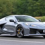 Corvette E-Ray: Το υβριδικό «τέρας» που κοιτά στα μάτια Ferrari και Porsche