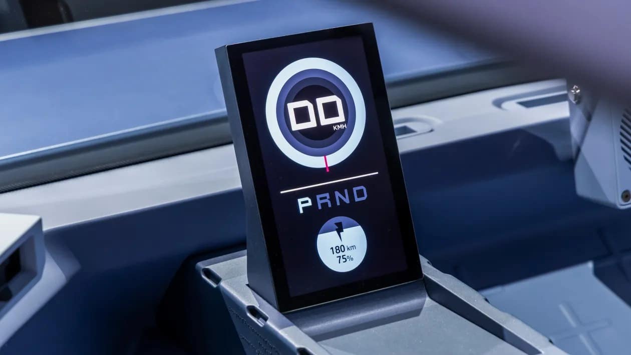 Dacia Hipster: «Τρίποντο από την σέντρα» με κάτω από €15.000