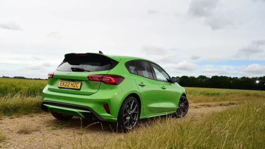 Τέλος Εποχής: Το Ford Focus ST αποχωρεί μετά από 20 χρόνια θρύλου στα hot hatch