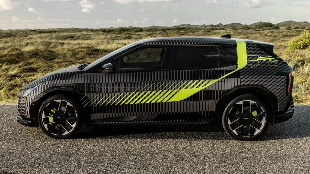 Νέο Kia EV4 GT: Το ηλεκτρικό «όπλο» που απειλεί το Golf R με 400 PS και τετρακίνηση!