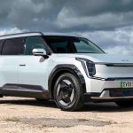 Το Kia EV9 είναι ό,τι πιο κοντά σε «ηλεκτρικό θηρίο» έχουμε δει και το αποδεικνύει!