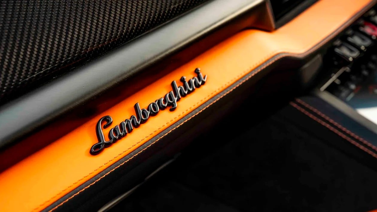 Lamborghini Urus SE: Το πιο «άγριο» οικογενειακό SUV έγινε PHEV