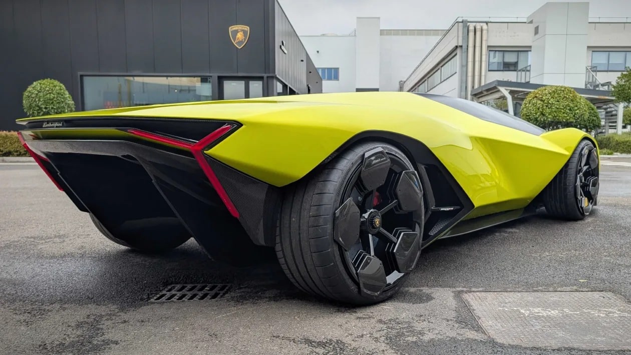 Lamborghini Manifesto - Φουτουριστικός «πύραυλος» που ξαναγράφει τους κανόνες των Supercar!