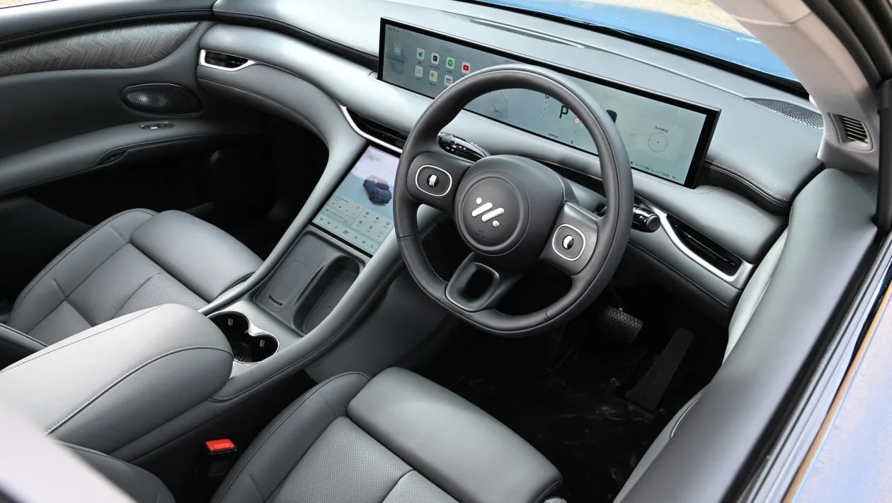 MG IM6 - Το κινεζικό ηλεκτρικό SUV που ανάβει τα φώτα στην Tesla