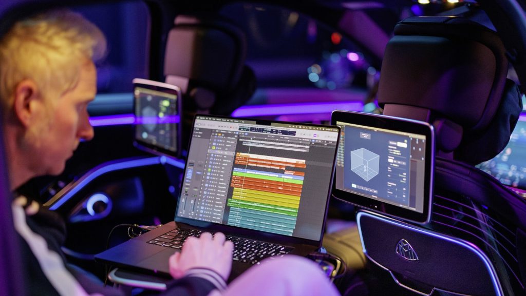 H Mercedes-Benz που γίνεται... κινητό στούντιο μουσικής παραγωγής! - motorone.gr