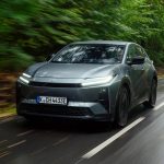 Η Toyota πέρασε στην επόμενη πίστα: Το C-HR+ αλλάζει το παιχνίδι στα ηλεκτρικά SUV!