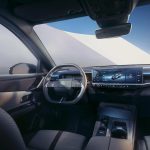 Η Opel ανεβάζει τον πήχη: Το Grandland έχει πλέον αυτονομία 700 χλμ.