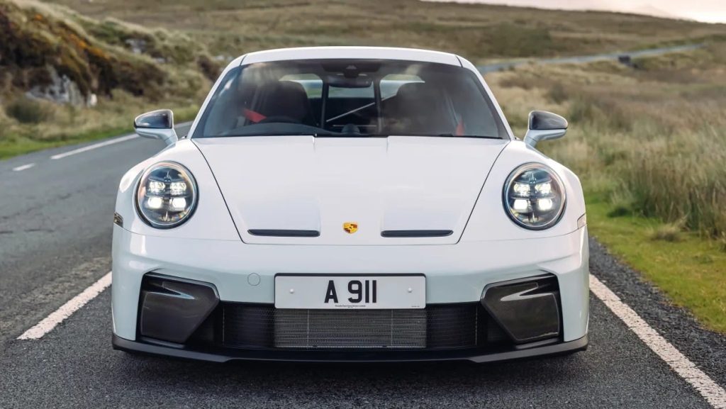 Νέα Porsche 911 GT3: Το απόλυτο supercar για καθαρόαιμους οδηγούς – Χωρίς τούρμπο, χωρίς φίλτρα, μόνο αδρεναλίνη!