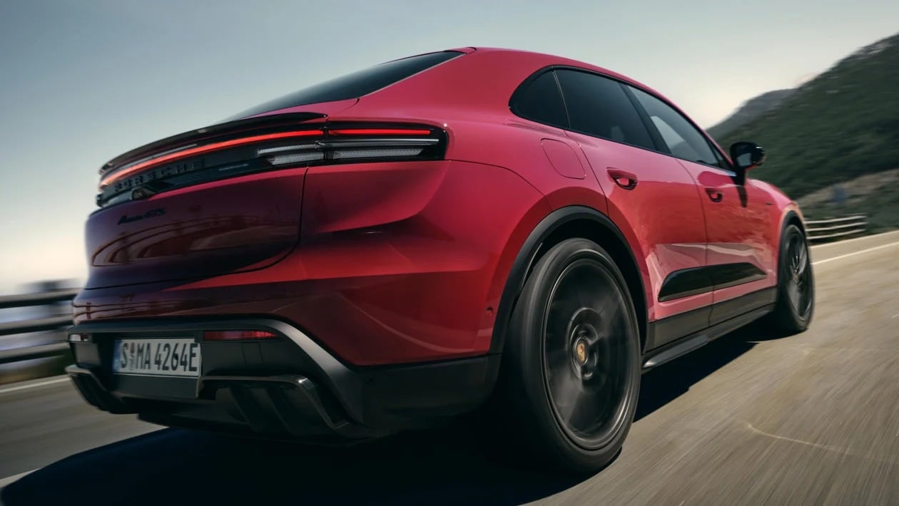 Ηλεκτρική… αλλά τρελά Porsche - Δες την νέα Macan GTS!