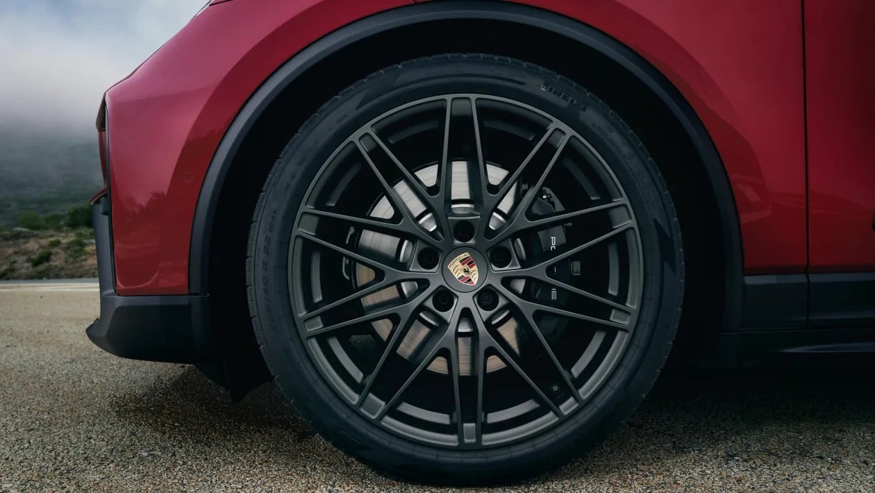 Ηλεκτρική… αλλά τρελά Porsche - Δες την νέα Macan GTS!