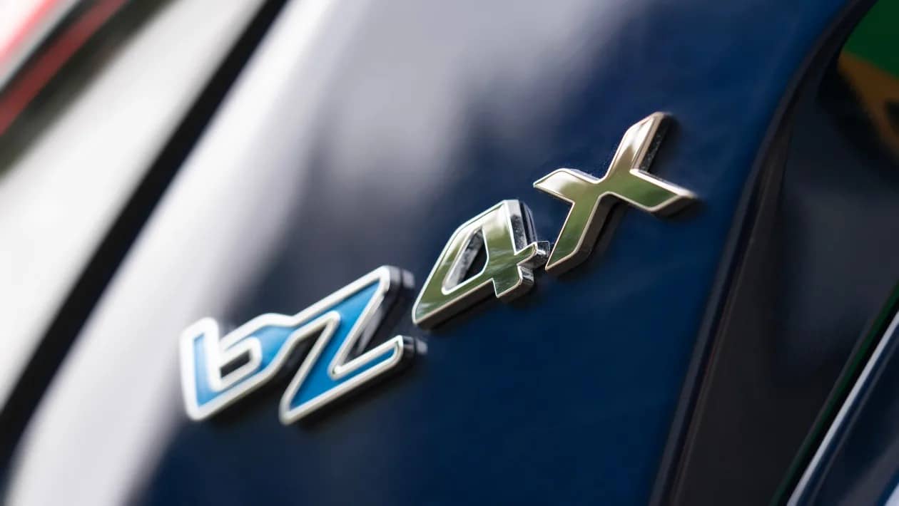 bZ4X: Το SUV της Toyota που συνδυάζει τεχνολογία, άνεση και απόδοση