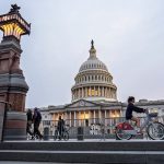 ΗΠΑ: Μετά το κυβερνητικό «shutdown», ο Τραμπ απειλεί με απολύσεις