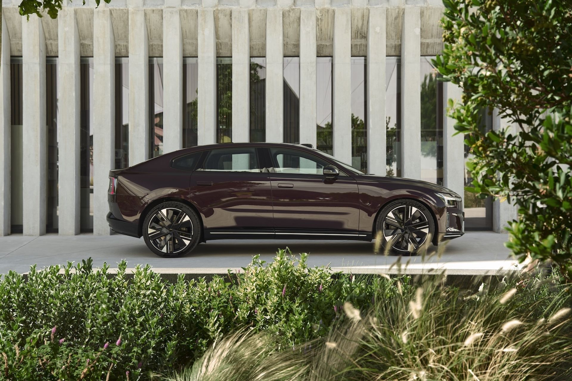 Νέο Volvo ES90 – Πολυτέλεια, τεχνολογία και αυτονομία σε κορυφαίο επίπεδο