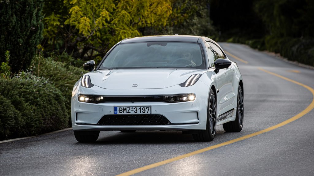 Zeekr 001 drive Costa Navarino 2025 (1)