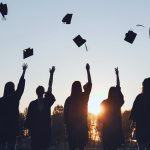 Η κυβέρνηση Τραμπ θέτει συγκεκριμένα κριτήρια εισαγωγής ξένων φοιτητών σε κολέγια