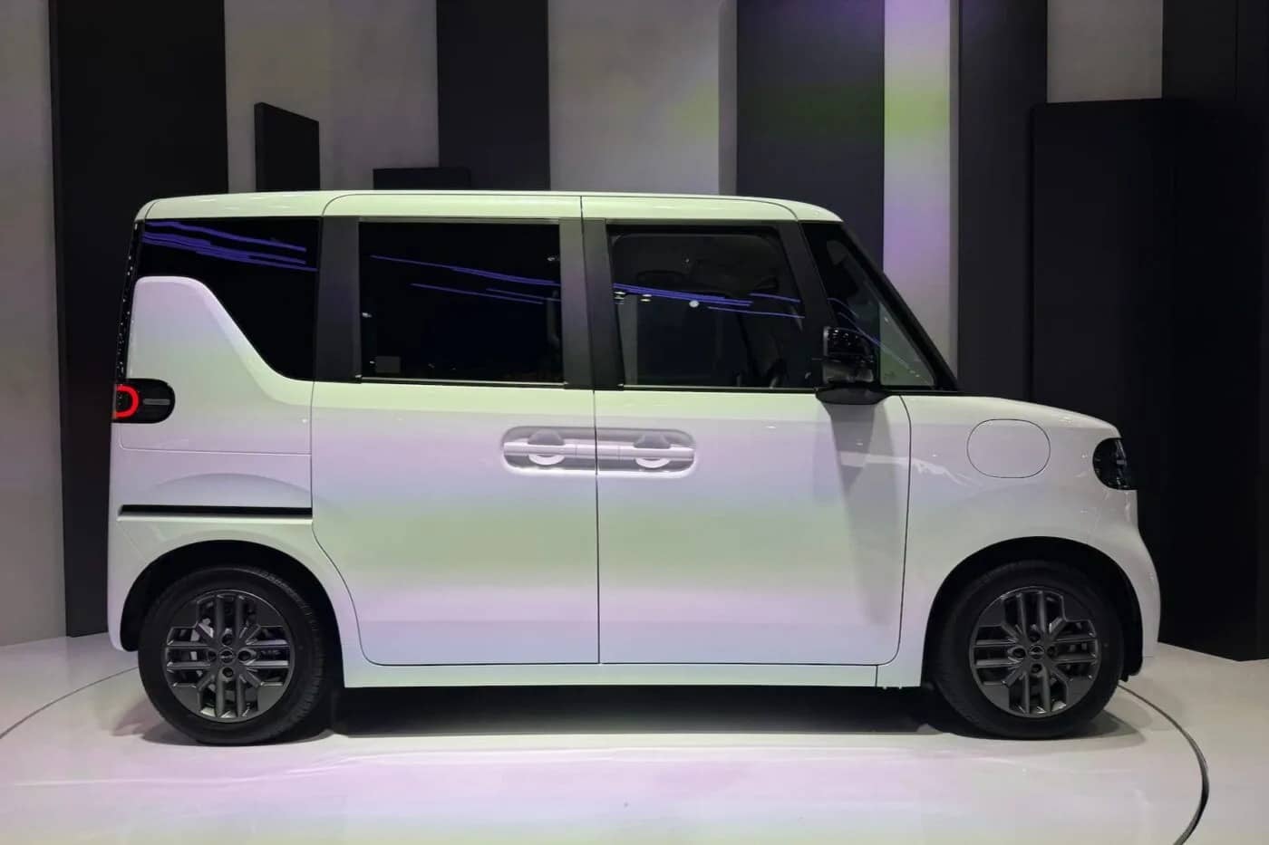 Αυτό είναι το kei car Racco της BYD