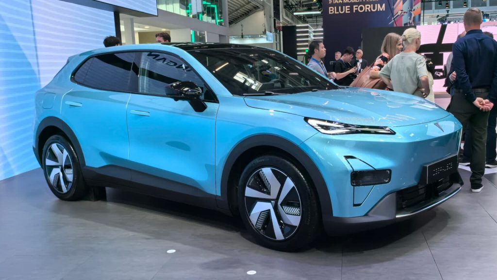 Οδηγώντας το Deepal S05: Ο νέος εφιάλτης για VW ID.4 και Skoda Enyaq!