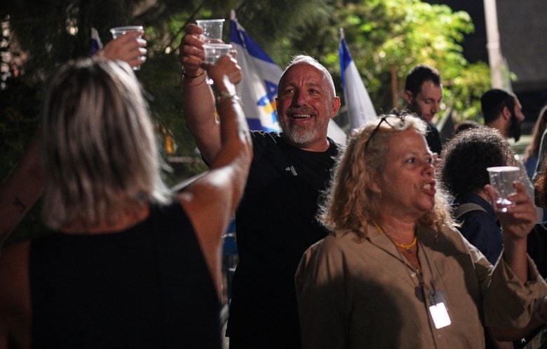 Καταρχήν συμφωνία Ισραήλ – Χαμάς για κατάπαυση του πυρός στη Λωρίδα της Γάζας – Όλοι οι όμηροι θα απελευθερωθούν