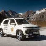 Hyundai Inster: Το μικρό ηλεκτρικό που σε κάνει να χαμογελάς ακόμα και στις... Άλπεις