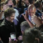 Θρίαμβος για τον Μιλέι στις ενδιάμεσες εκλογές της Αργεντινής