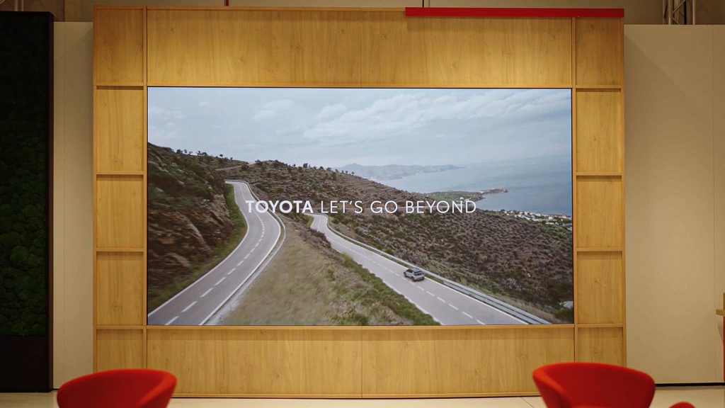Η Samsung επεκτείνει τη συνεργασία της με την Toyota