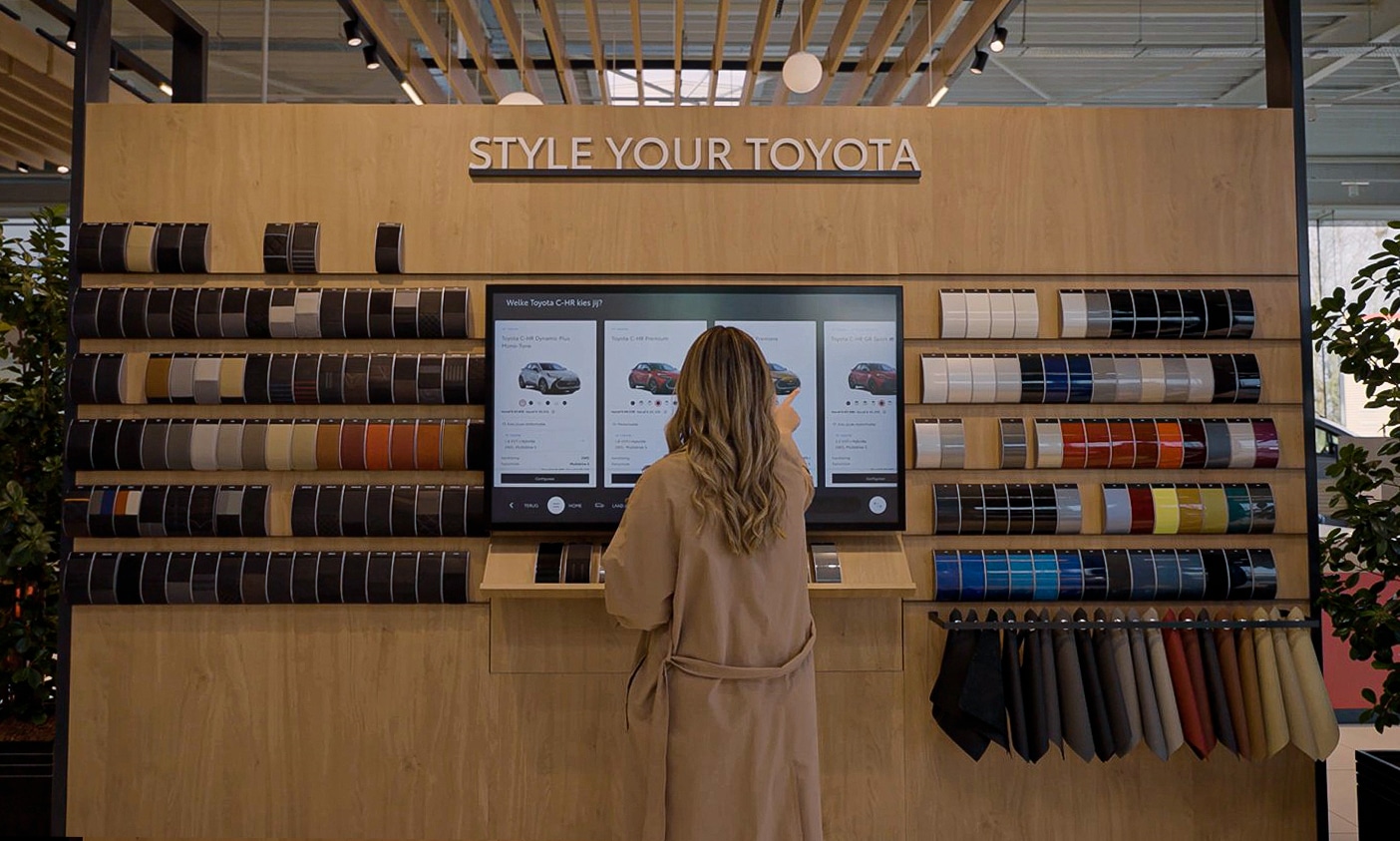 Η Samsung επεκτείνει τη συνεργασία της με την Toyota