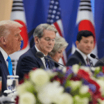 Ο Τραμπ στη Νότια Κορέα: Δεσμεύθηκε να μειώσει την ένταση μεταξύ των Κορέων