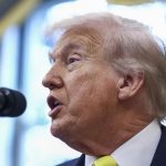 Ο Τραμπ παραδέχθηκε ότι το σύνταγμα των ΗΠΑ δεν του επιτρέπει να διεκδικήσει τρίτη προεδρική θητεία