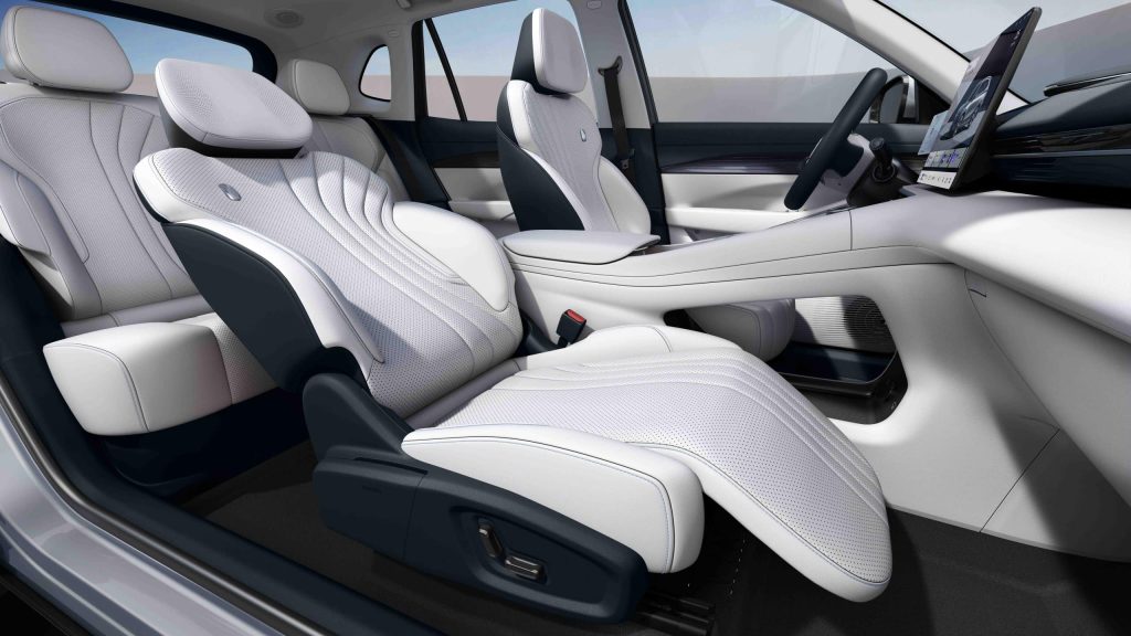 Geely EX5: Μεταξύ των 11 κορυφαίων μοντέλων της ελληνικής αγοράς στον θεσμό «Αυτοκίνητο της Χρονιάς 2026».