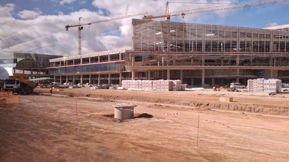 Πως χτίζεται και πότε παραδίδεται το πιο σύγχρονο αεροδρόμιο της χώρας στο Καστέλι Κρήτης (φωτό) - Financial Report