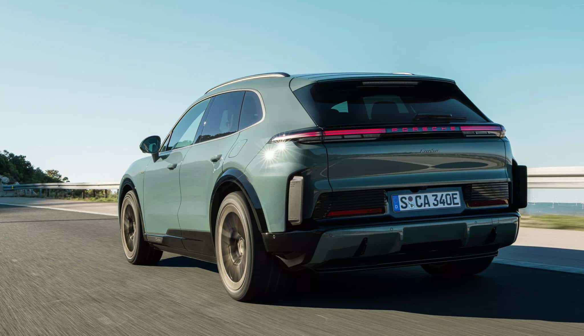 Νέα Porsche Cayenne Turbo Electric: «Ξυρίζει» με 1.155 PS!