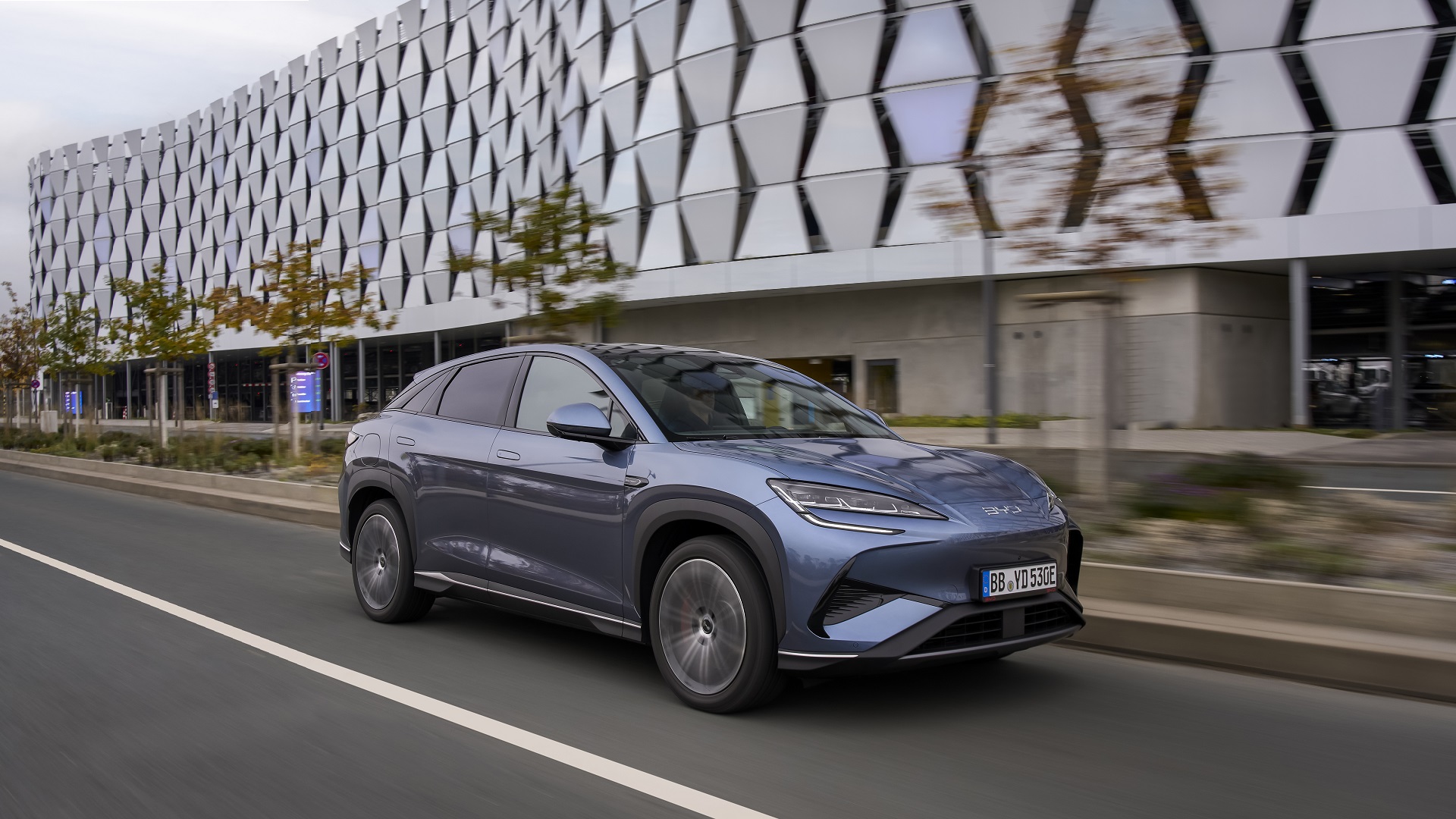 BYD SEALION 7 2024 (1) BYD SEALION 7 2024 (1)