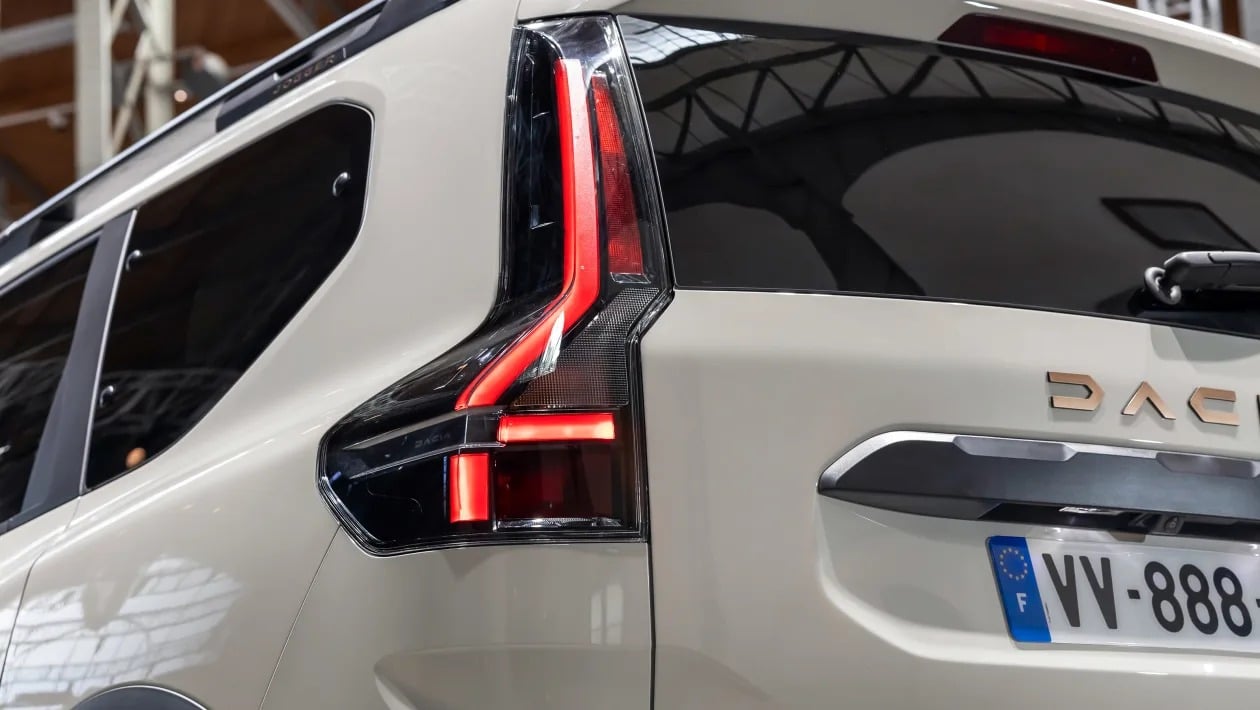 Νέο Dacia Jogger 2026: Το απόλυτο οικονομικό επταθέσιο επιστρέφει πιο μοντέρνο και πιο δυνατό