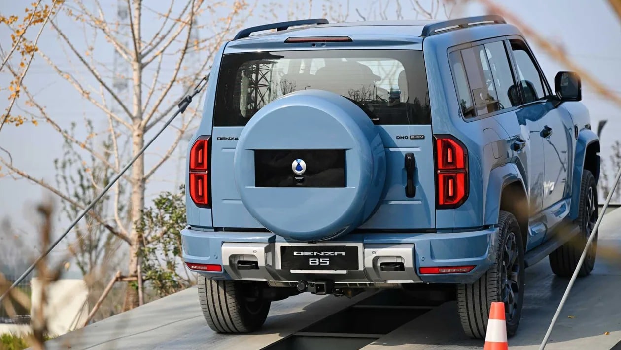 Denza B5 2025: Έρχεται Ευρώπη η απάντηση της Κίνας στο Land Rover Defender