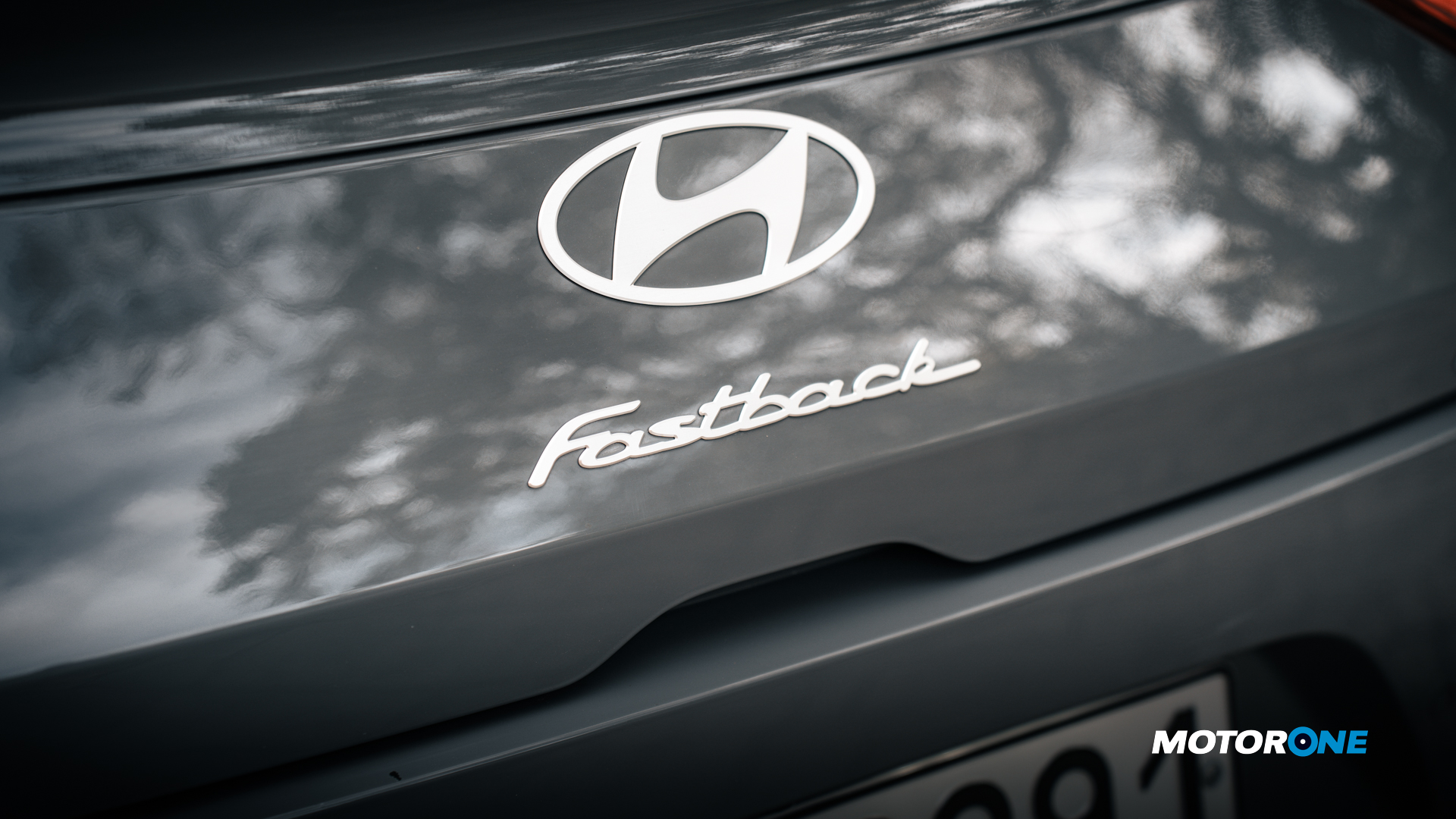 Δοκιμάζουμε το Hyundai i30 Fastback 1.5 T-GDI 48V Hybrid 7-DCT N-Line - motorone.gr