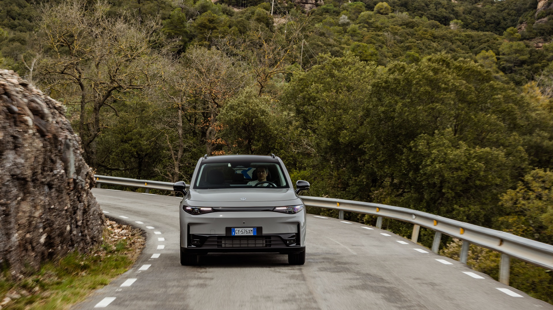 Leapmotor C10 REEV 2025 (6)