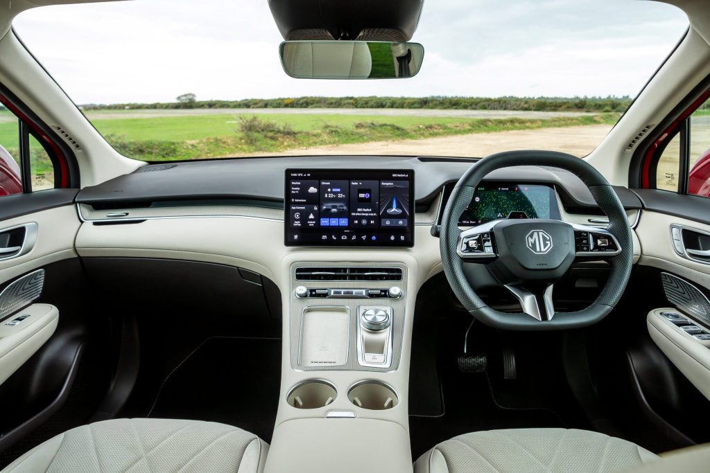 MGS6: Το νέο ηλεκτρικό SUV έβαλε στόχο το Tesla Model Y