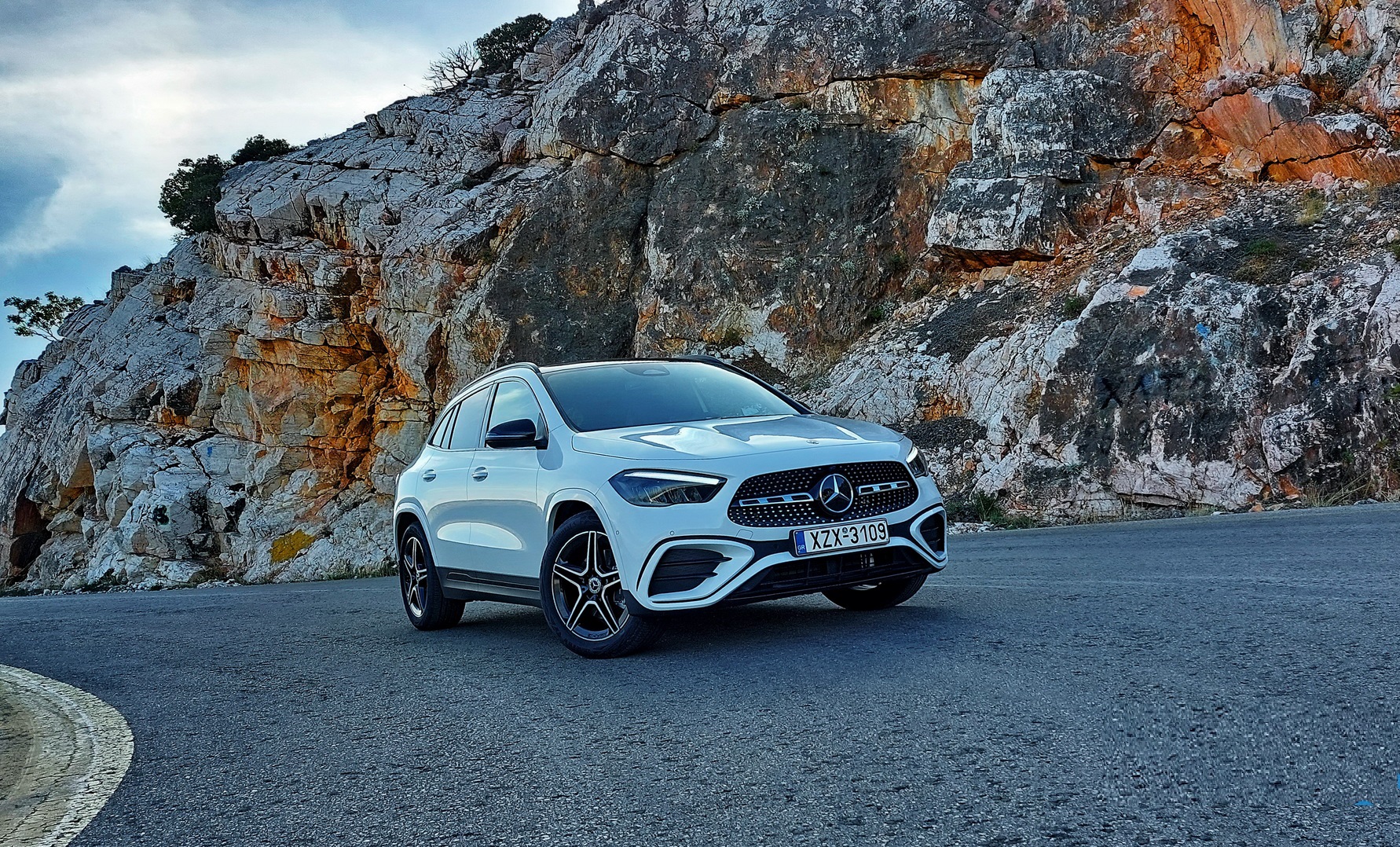 Mercedes Benz GLA NATIVE 2025 (1)