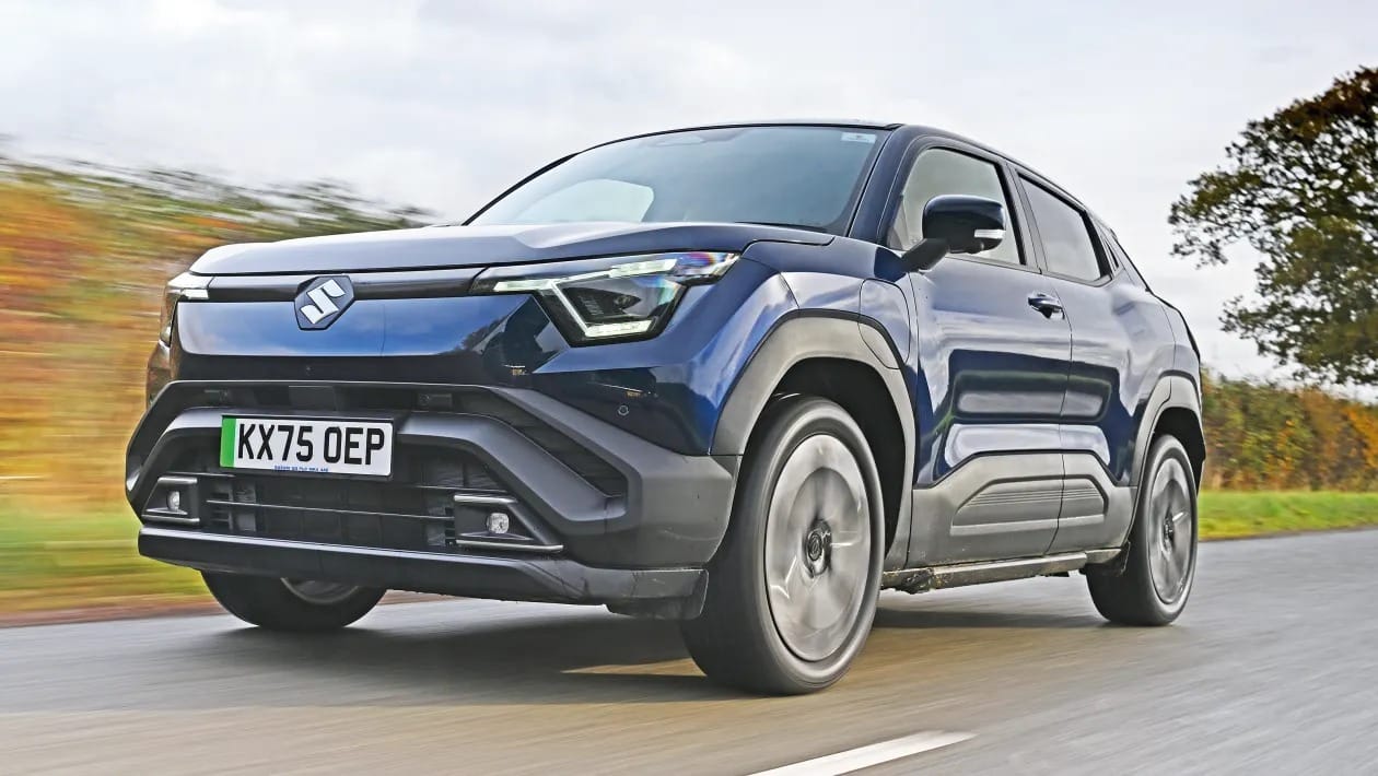 Suzuki e Vitara vs Ford Puma Gen-E: Η μεγάλη κόντρα των μικρών ηλεκτρικών SUV