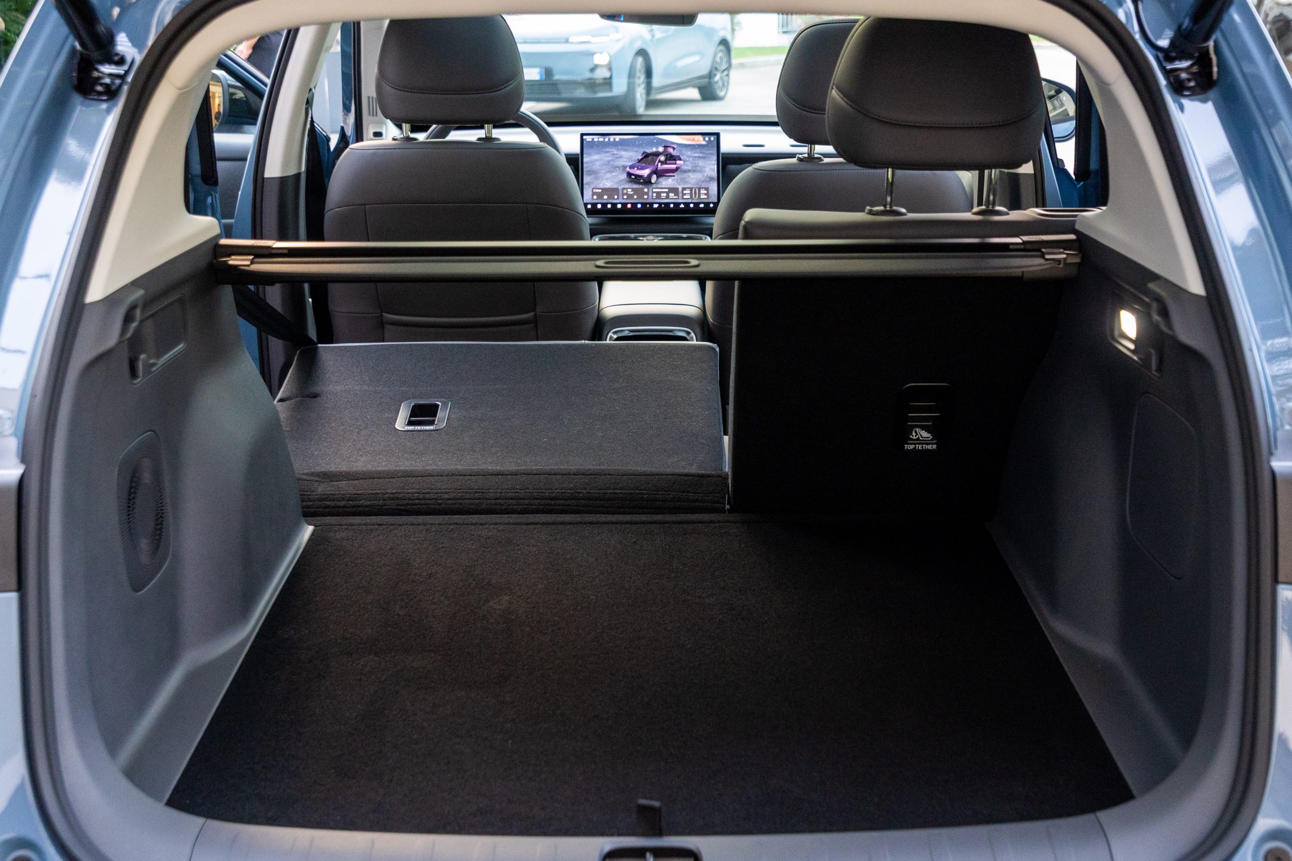 Το ολοκαίνουργιο Leapmotor B10 έφτασε στην Ελλάδα με πλούσιο εξοπλισμό και τιμή €25.900