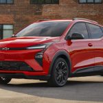 Chevrolet Bolt: Η GM φέρνει πίσω το δημοφιλές EV με αναβαθμισμένη τεχνολογία