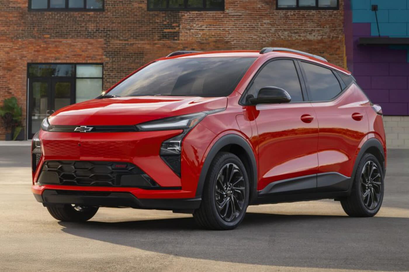 Chevrolet Bolt: Η GM φέρνει πίσω το δημοφιλές EV με αναβαθμισμένη τεχνολογία