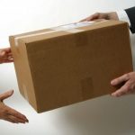 Οι χώρες της ΕΕ ενέκριναν τη φορολόγηση των μικρών δεμάτων που εισάγονται εκτός ευρωπαϊκής ζώνης