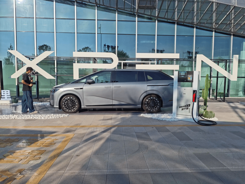 Xpeng X9 EREV: Το νέο ηλεκτρικό MPV με εκτεταμένη αυτονομία και καινοτόμο σχεδιασμό